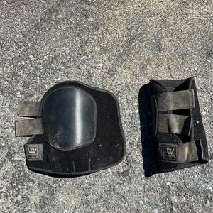 Woof wear sport wrap boots large pair